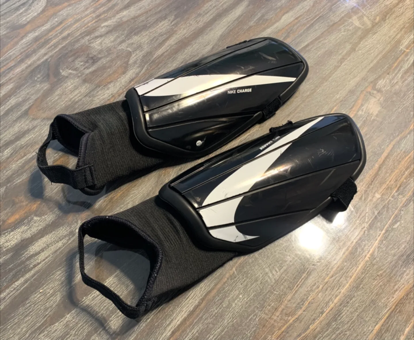 Nike Charge Soccer Shin Guards - Size Small thumbnail