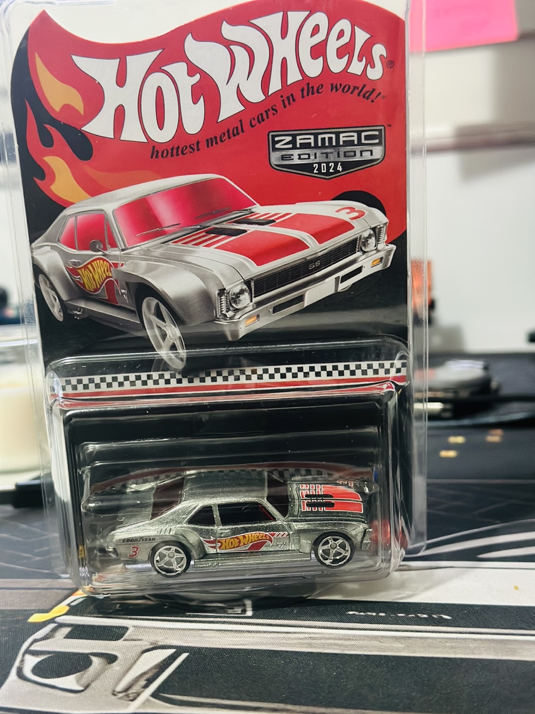 Hot Wheels 2024 Zamac Edition Custom '70 Chevy Nova - photo 4