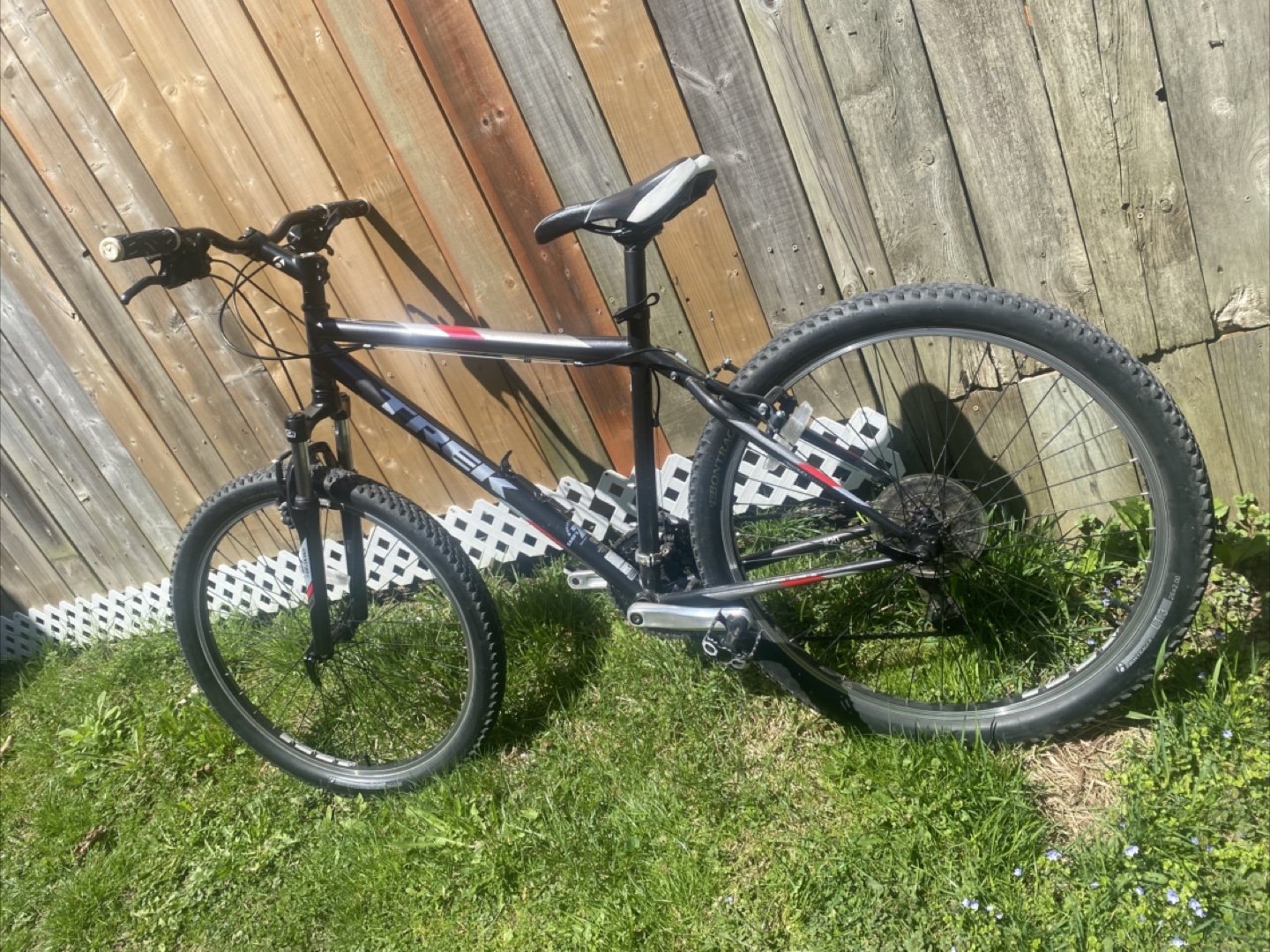 Trek 800 Mountain Bike NEED GONE - photo 4