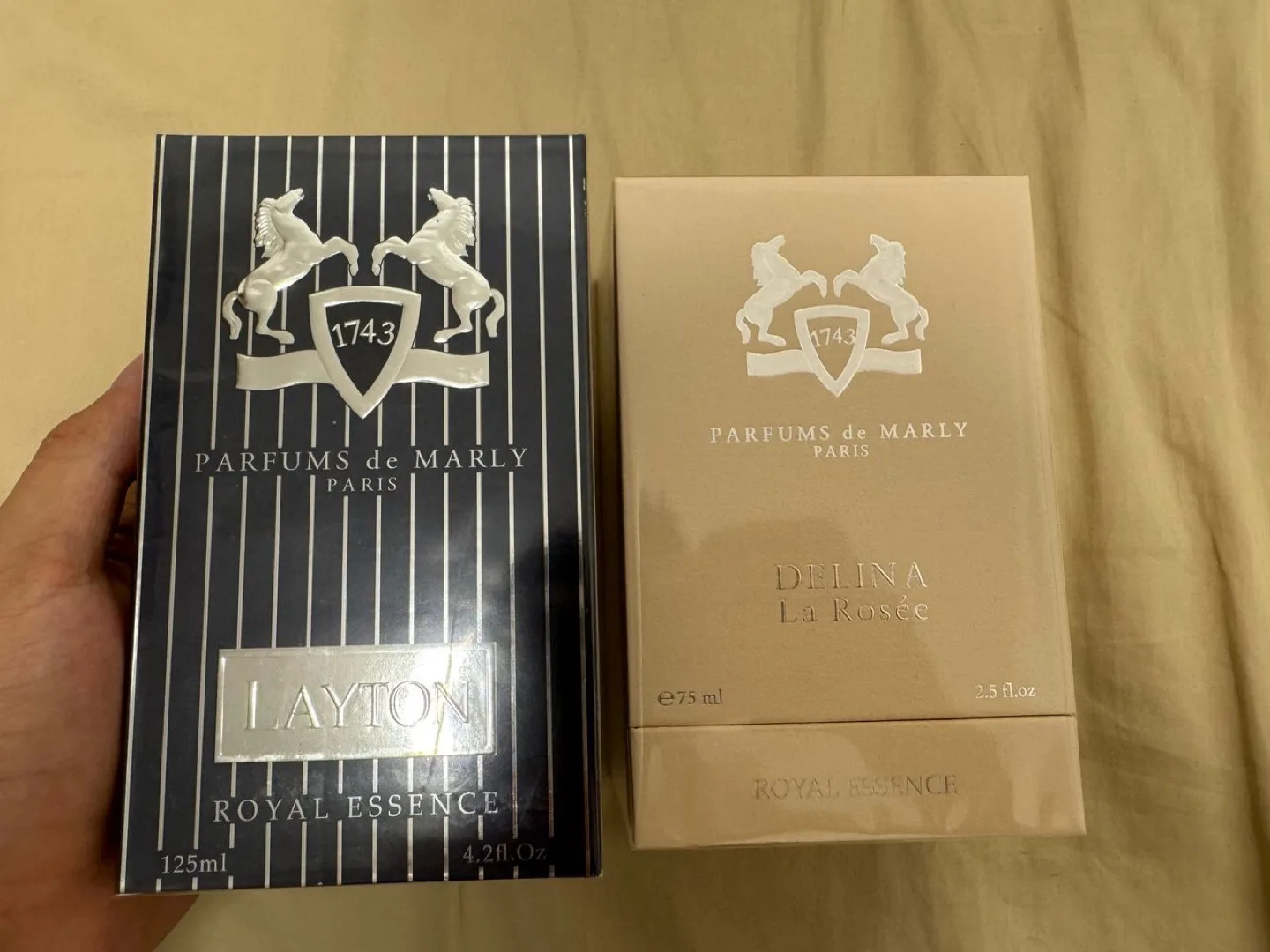 Luxury Perfume Collection image indicator(5)