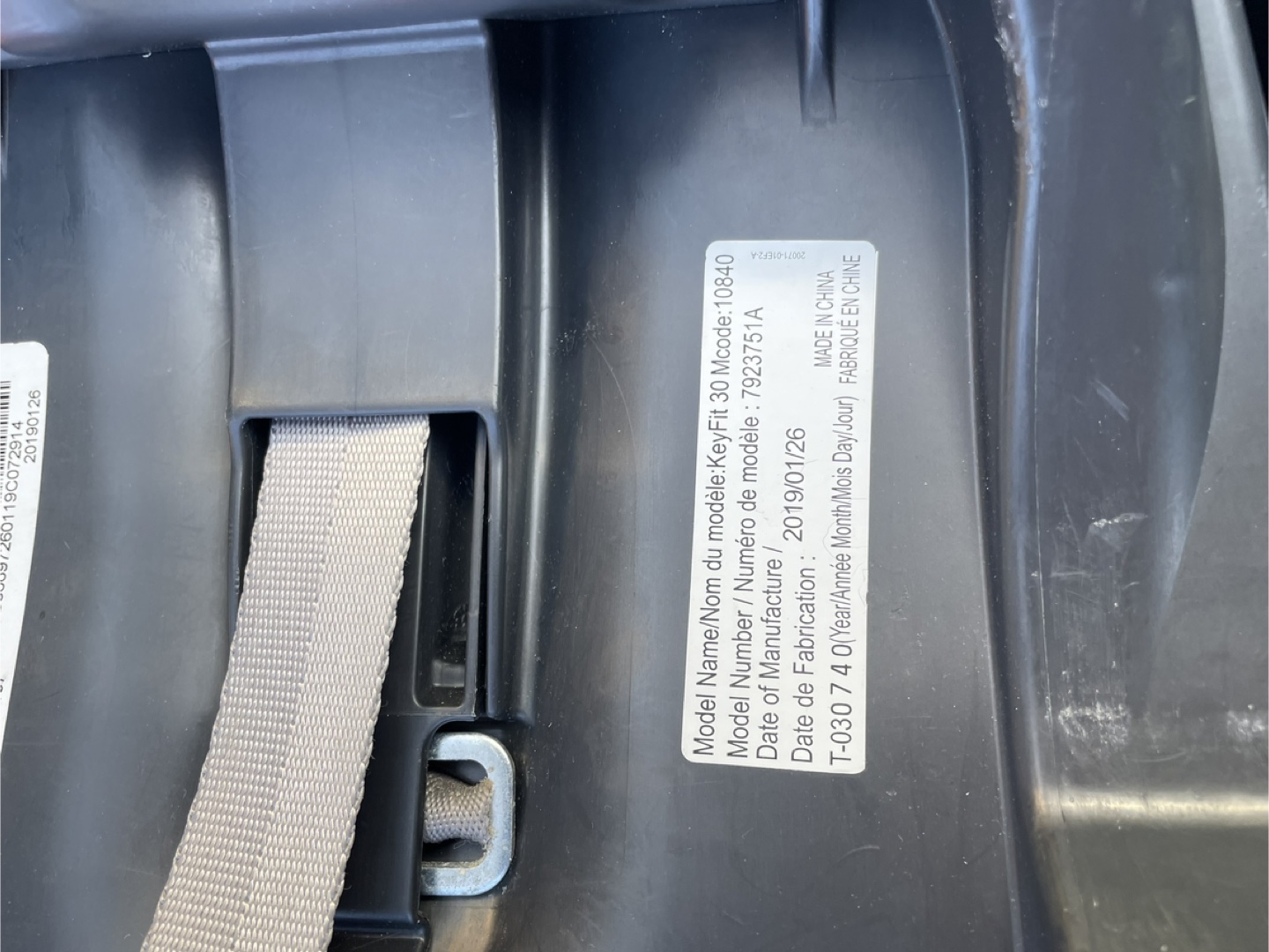 Chicco KeyFit 30 Infant Car Seat with Base - photo 3