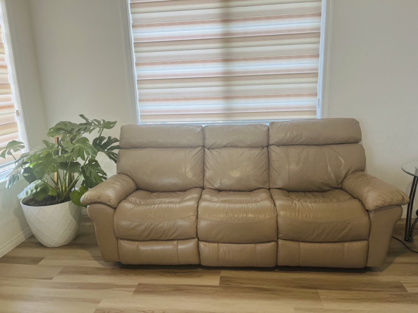Beige Leather Recliner Set - Sofa, Loveseat, and Chair - photo 2