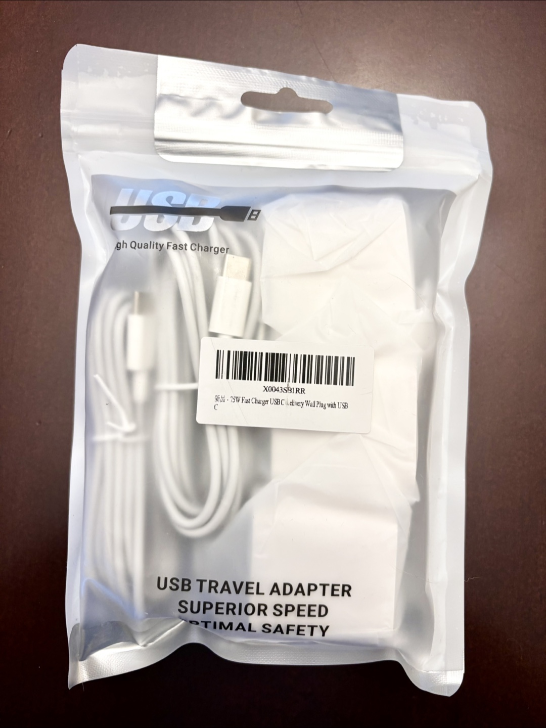 NEW Lightning to USB-C,  3 Chargers + 3 Cords PU Fort Garry