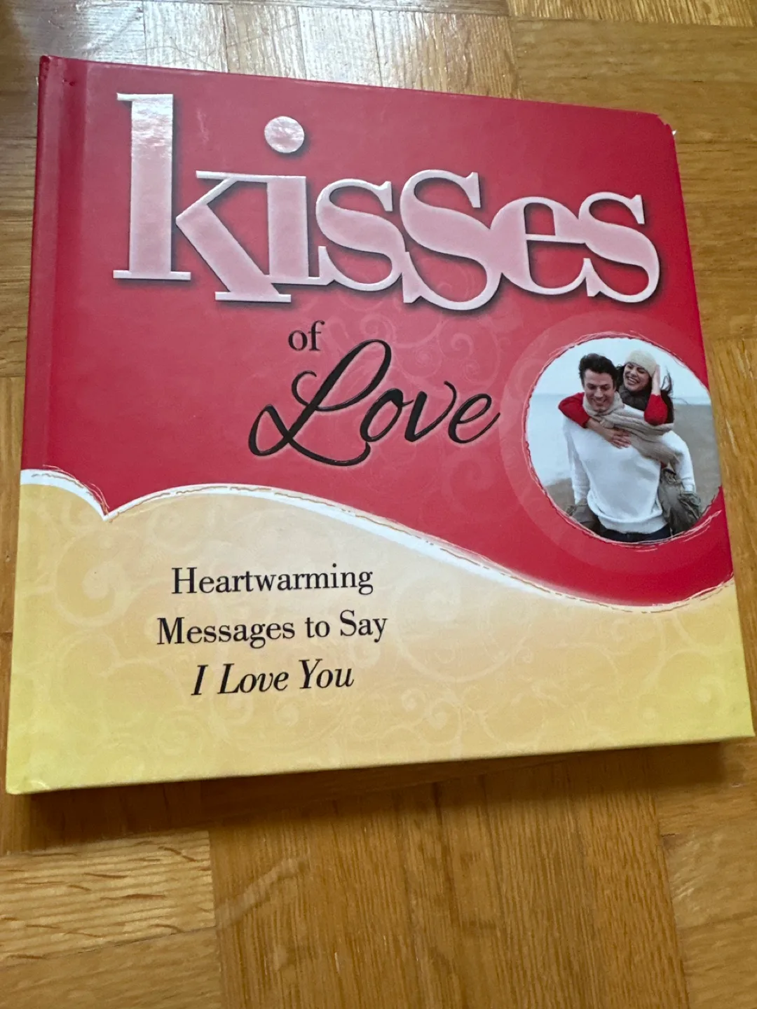 Kisses of Love: Heartwarming Messages to Say I Love You thumbnail