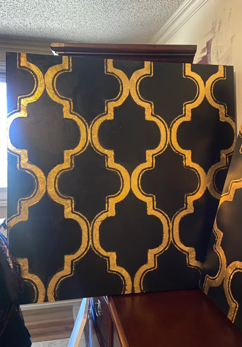 Gold and Black Geometric Wall Art image indicator(2)