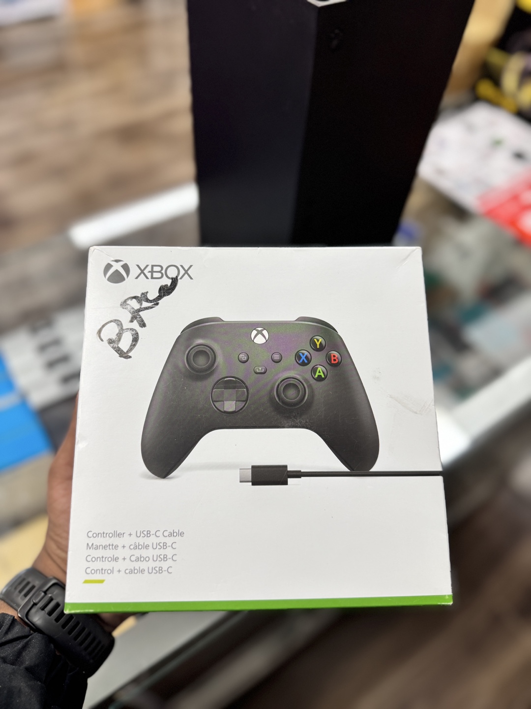 Xbox Series X - photo 2