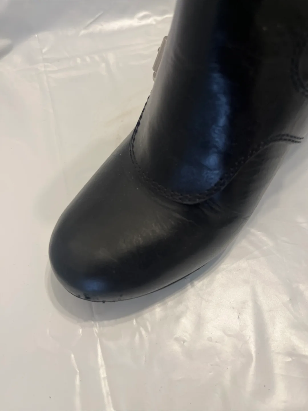 Vince Camuto Black Leather round toe Mid Calf buckle boots 6.5 image indicator(3)