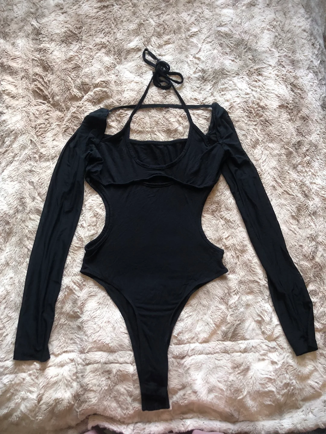 20 clothing bundle for 20$ image indicator(6)