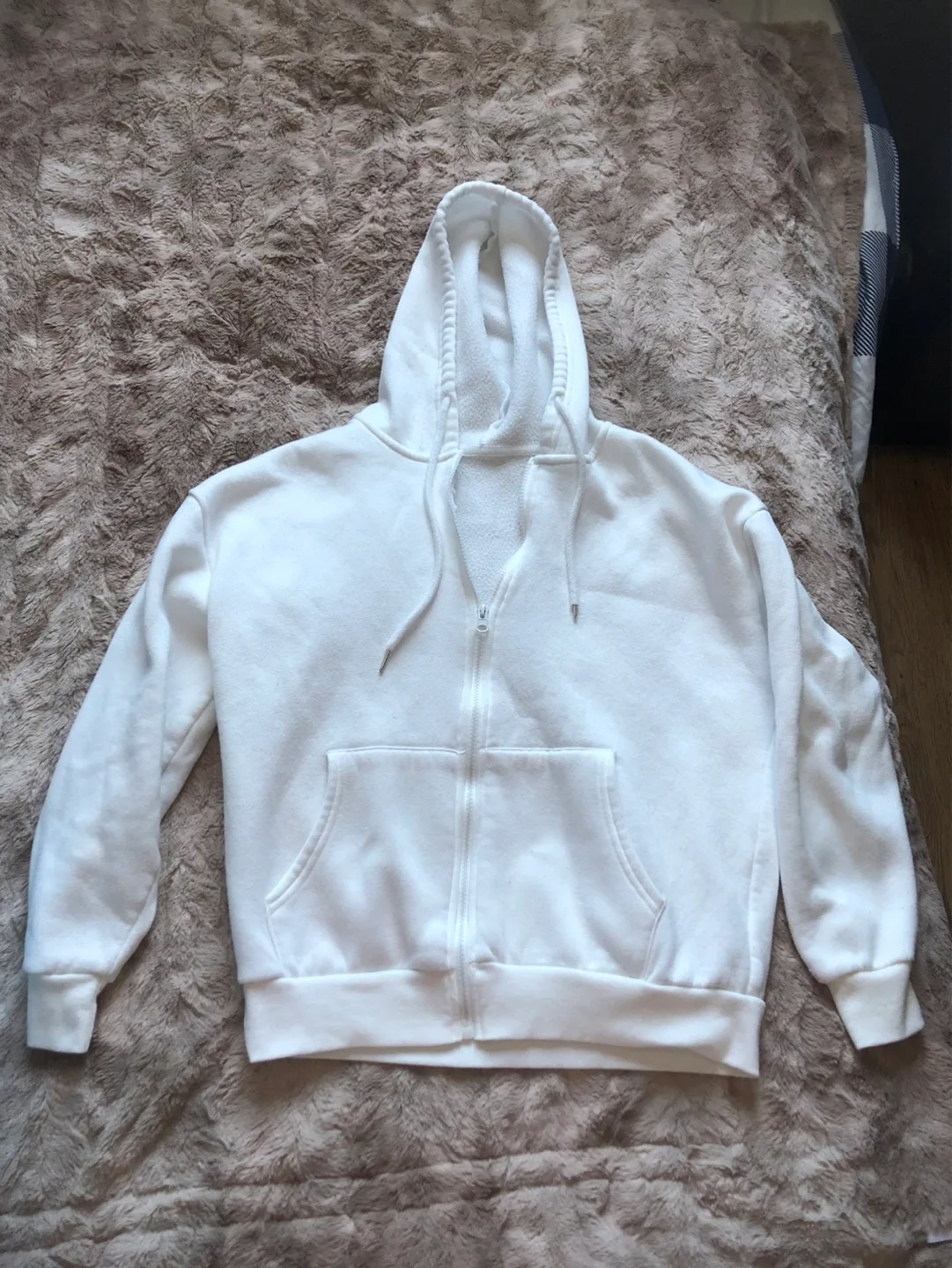 Pick & choose 15 clothes bundle image indicator(2)