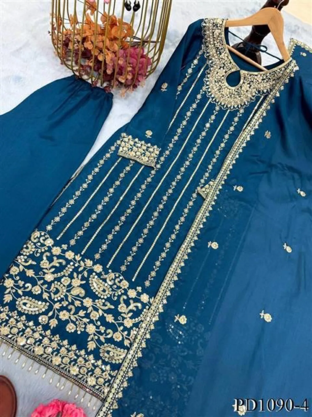 Teal embroidered 3-piece suit thumbnail