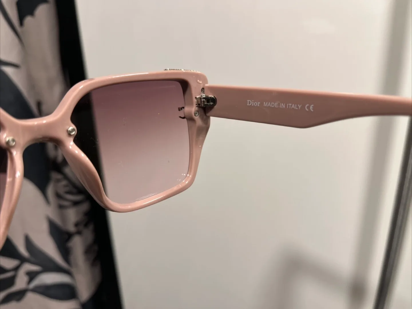 Dior Sunglasses - Pink - Made in Italy image indicator(4)