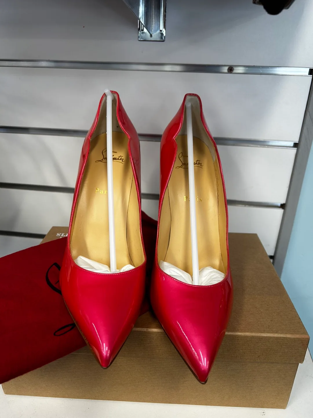 Christian Louboutin Pink Patent Leather Pumps image indicator(4)