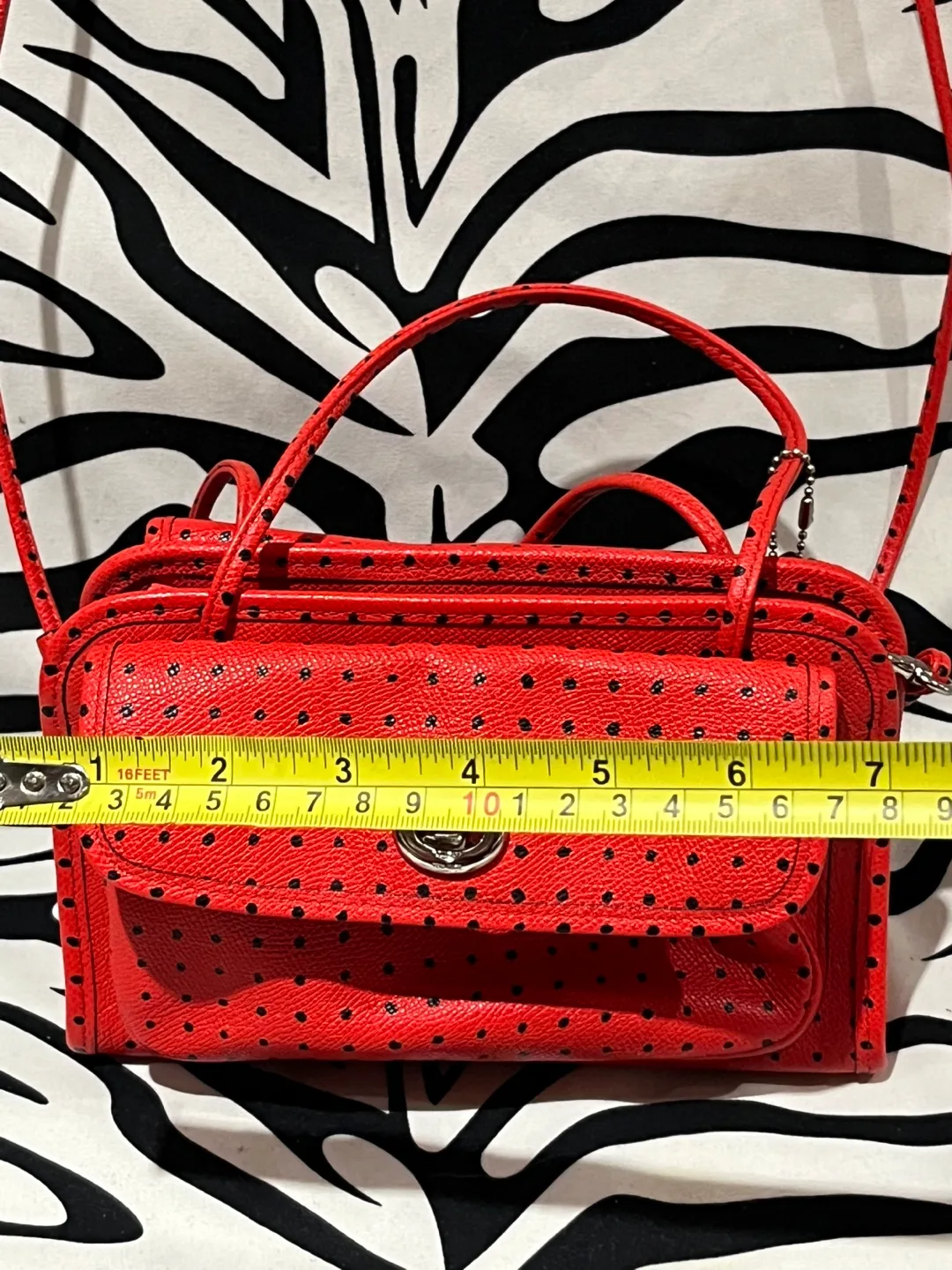 ❤️ Coach Red Polka Dot Shoulder Crossbody 2 Way Bag image indicator(8)
