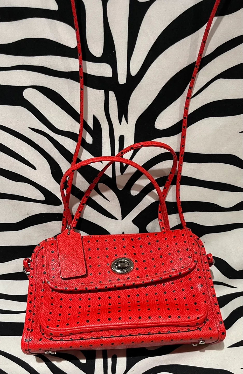 ❤️ Coach Red Polka Dot Shoulder Crossbody 2 Way Bag image indicator(10)