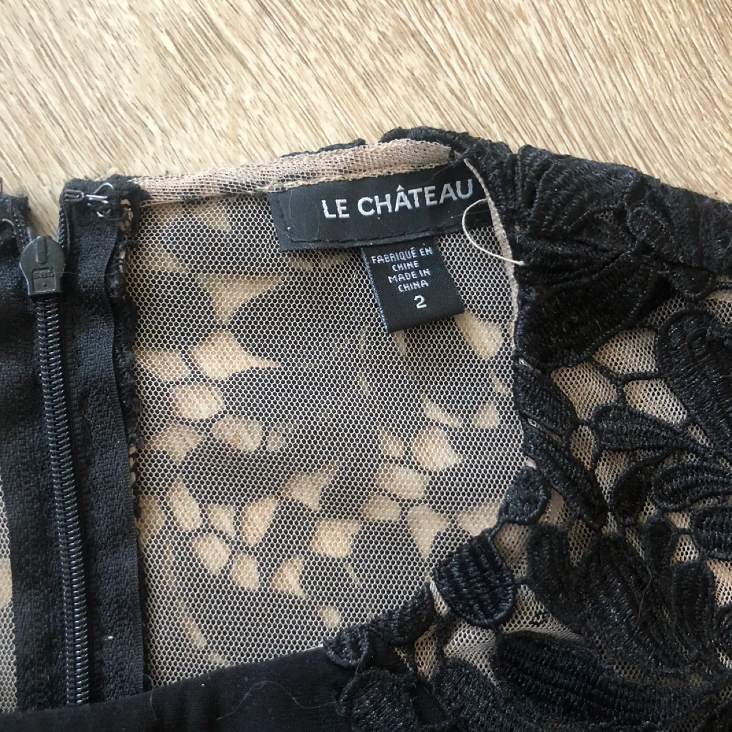 Le Chateau Formal Black Dress with Lace - Size 2 (Xsmall/Small) image indicator(6)