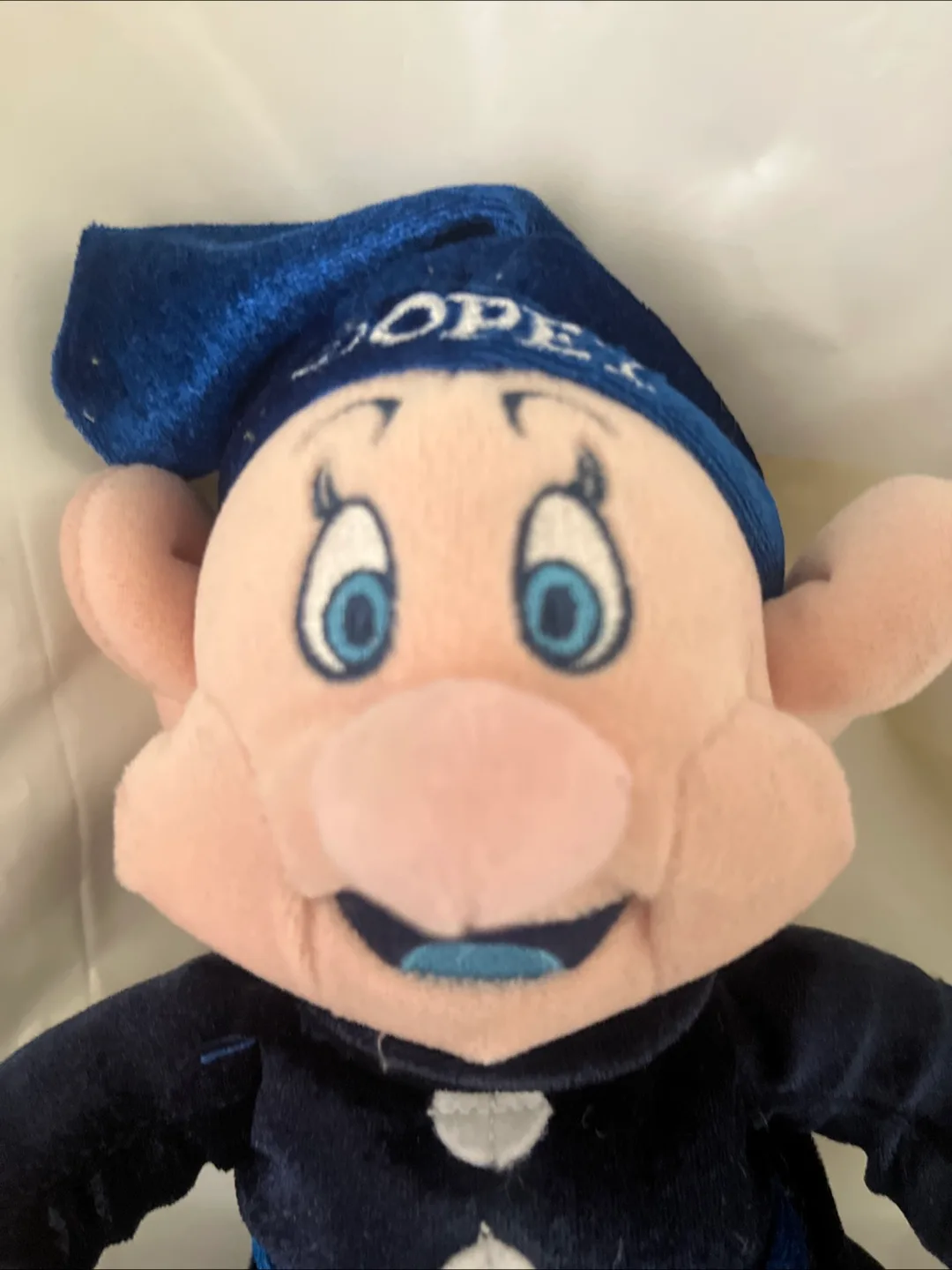 Dopey Plush Toy image indicator(2)