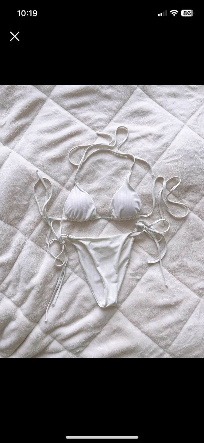 White bikini set thumbnail