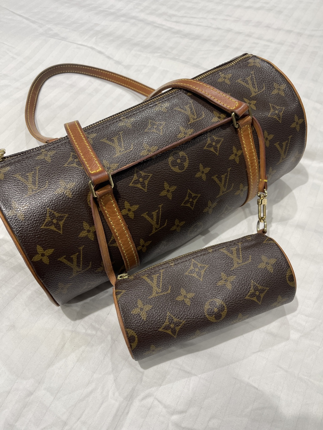 Authentic Louis Vuitton Monogram Barrel Bag with Pouch