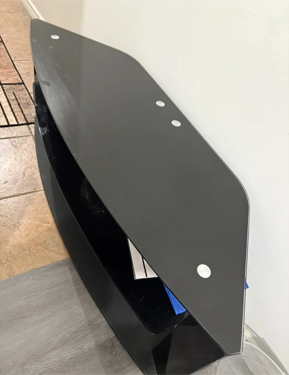 Black Glass TV Stand image indicator(3)