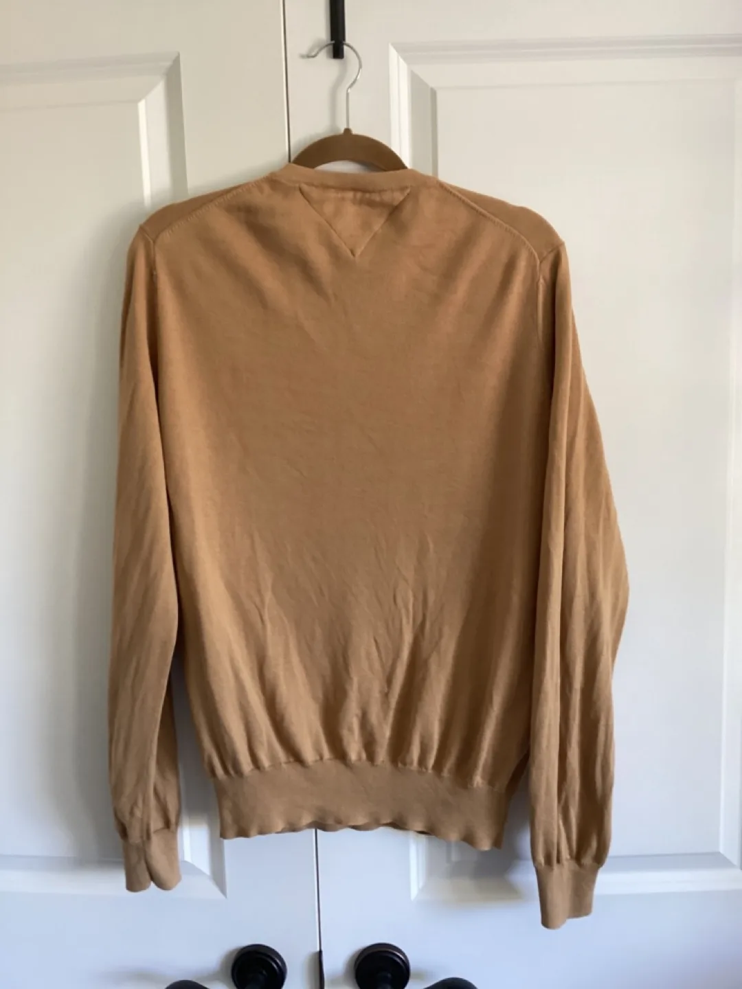 MENS TOMMY HILFIGER V-NECK SWEATER image indicator(2)