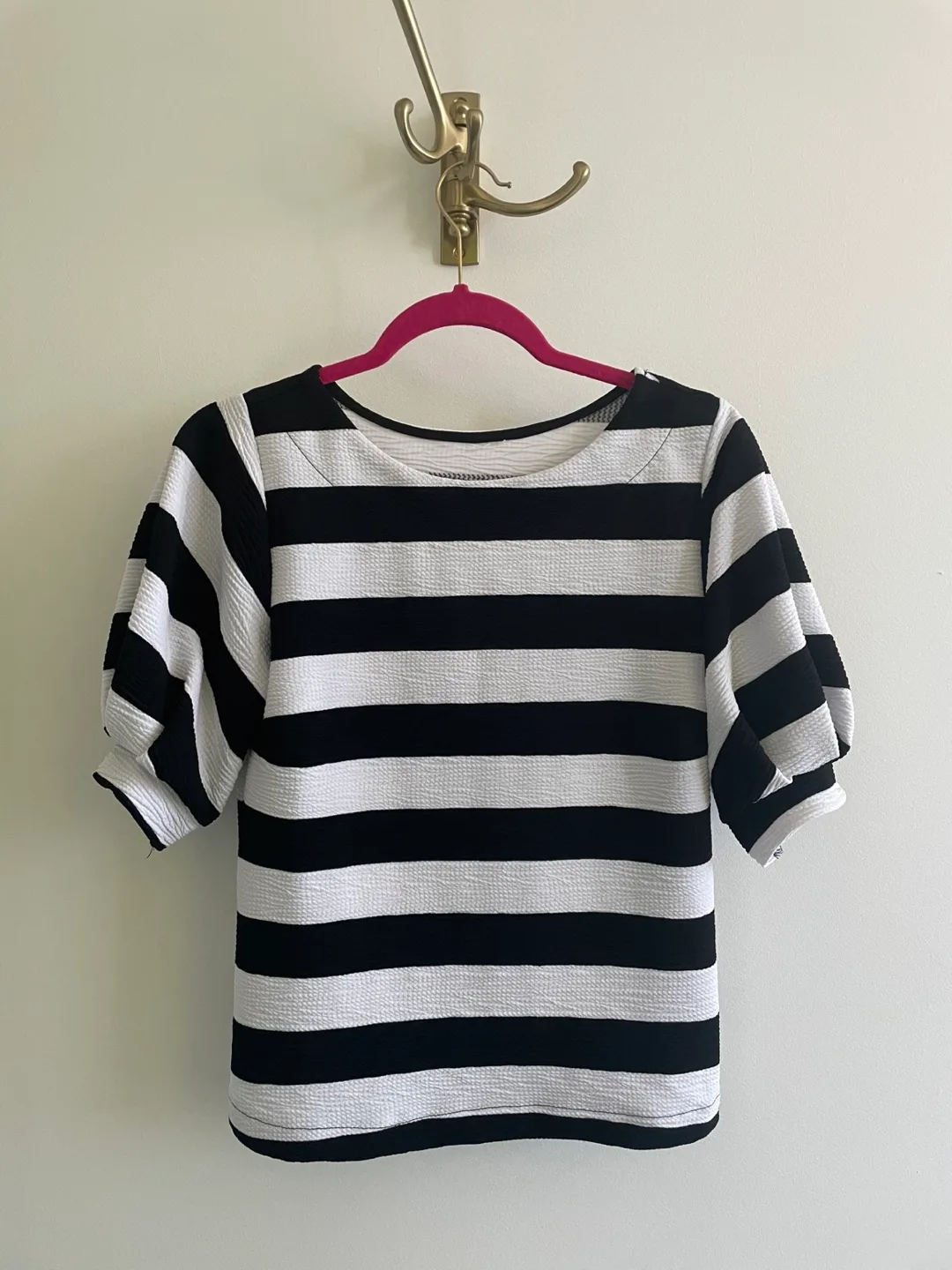 Black and White Striped Puff Sleeve Blouse thumbnail