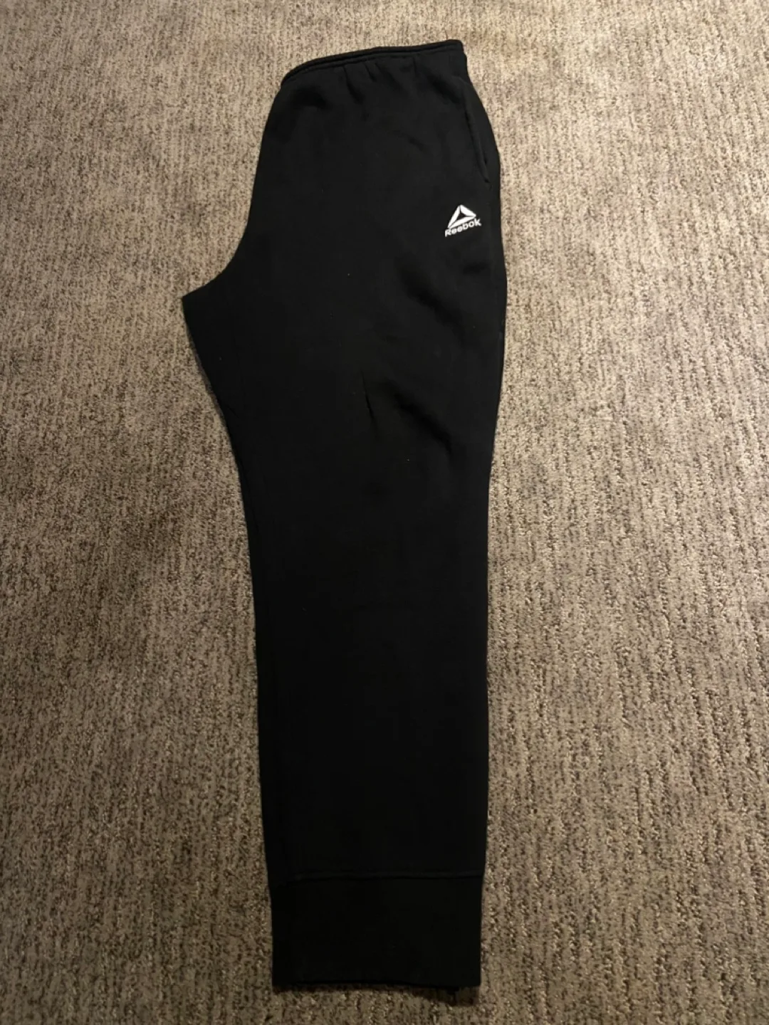 Reebok Men’s fleece Joggers pants  szL image indicator(3)