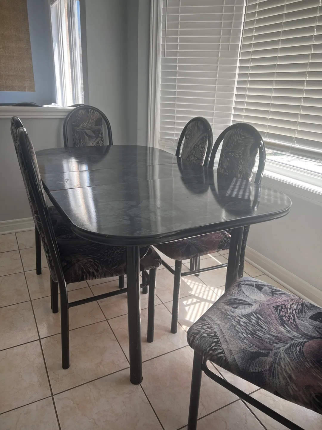 Dining Table Set+ sofa set image indicator(2)