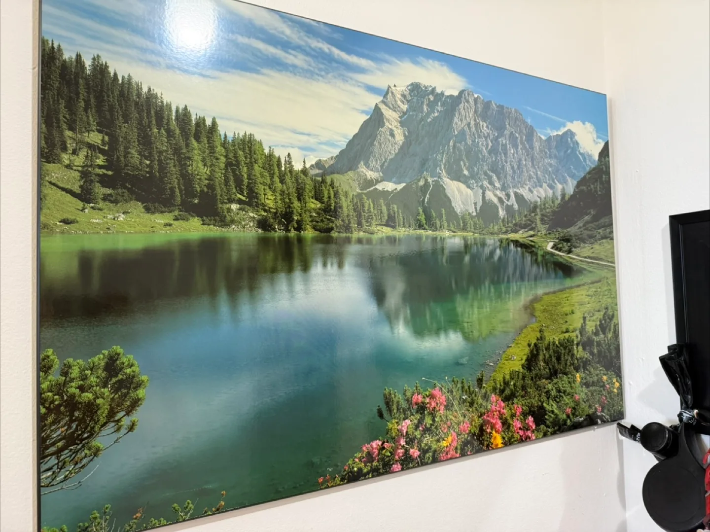 Large Mountain Lake Landscape Wall Art image indicator(3)