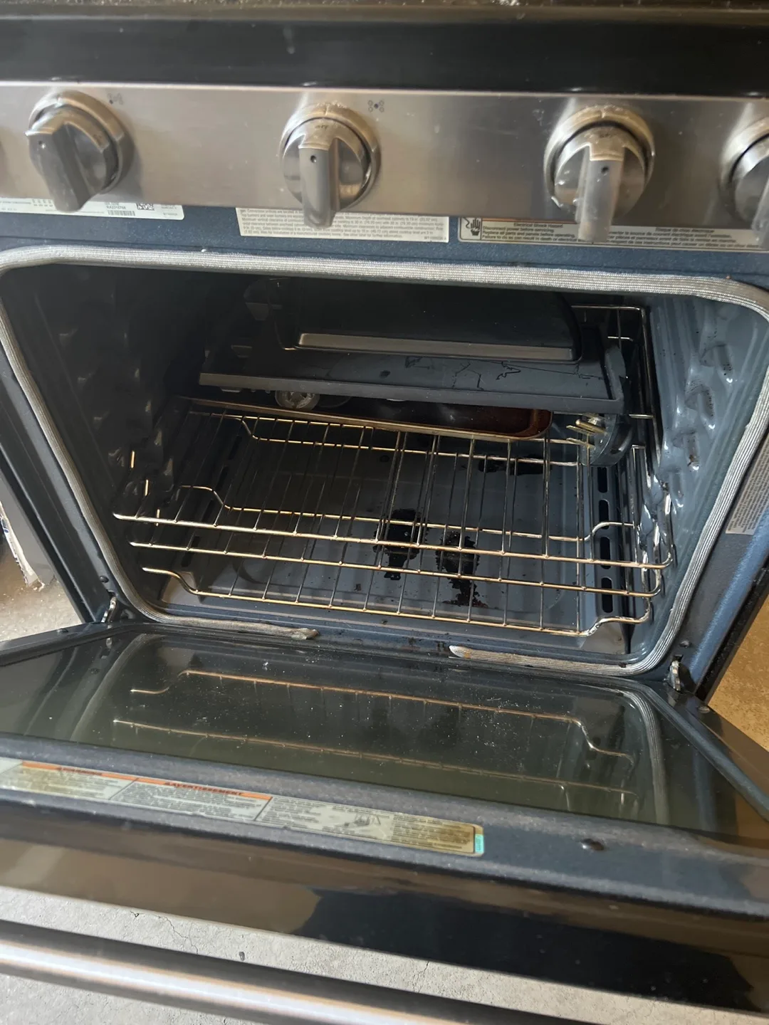 Moving sale- Maytag 30-inch Freestanding Gas Range image indicator(4)