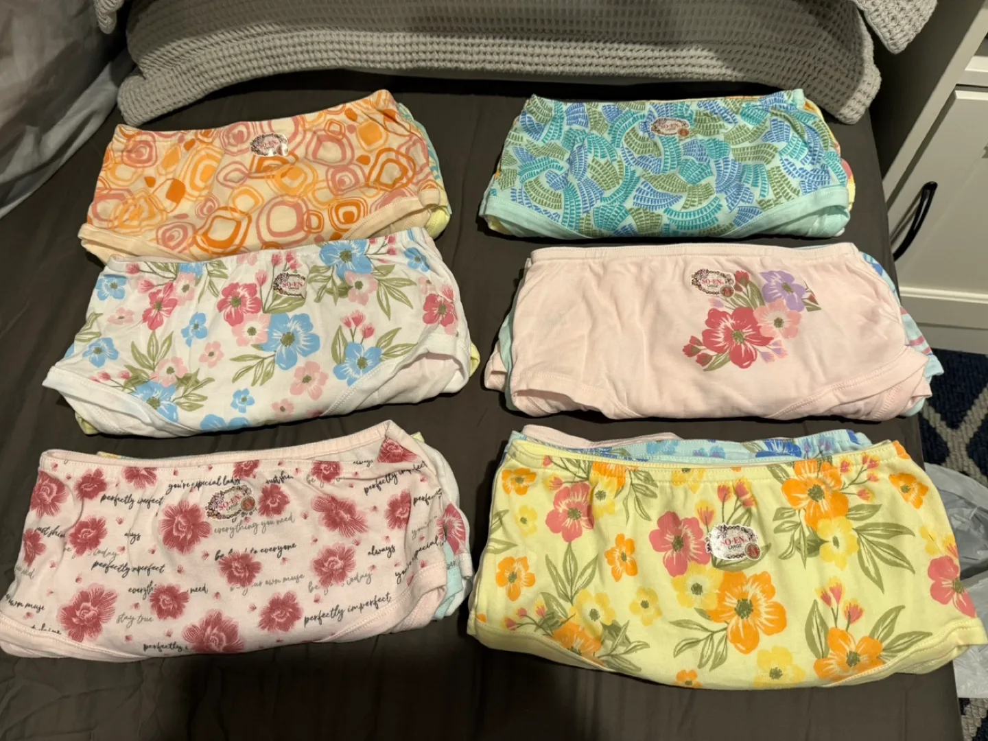 Six pairs of SO-EN women's underwear, size large thumbnail