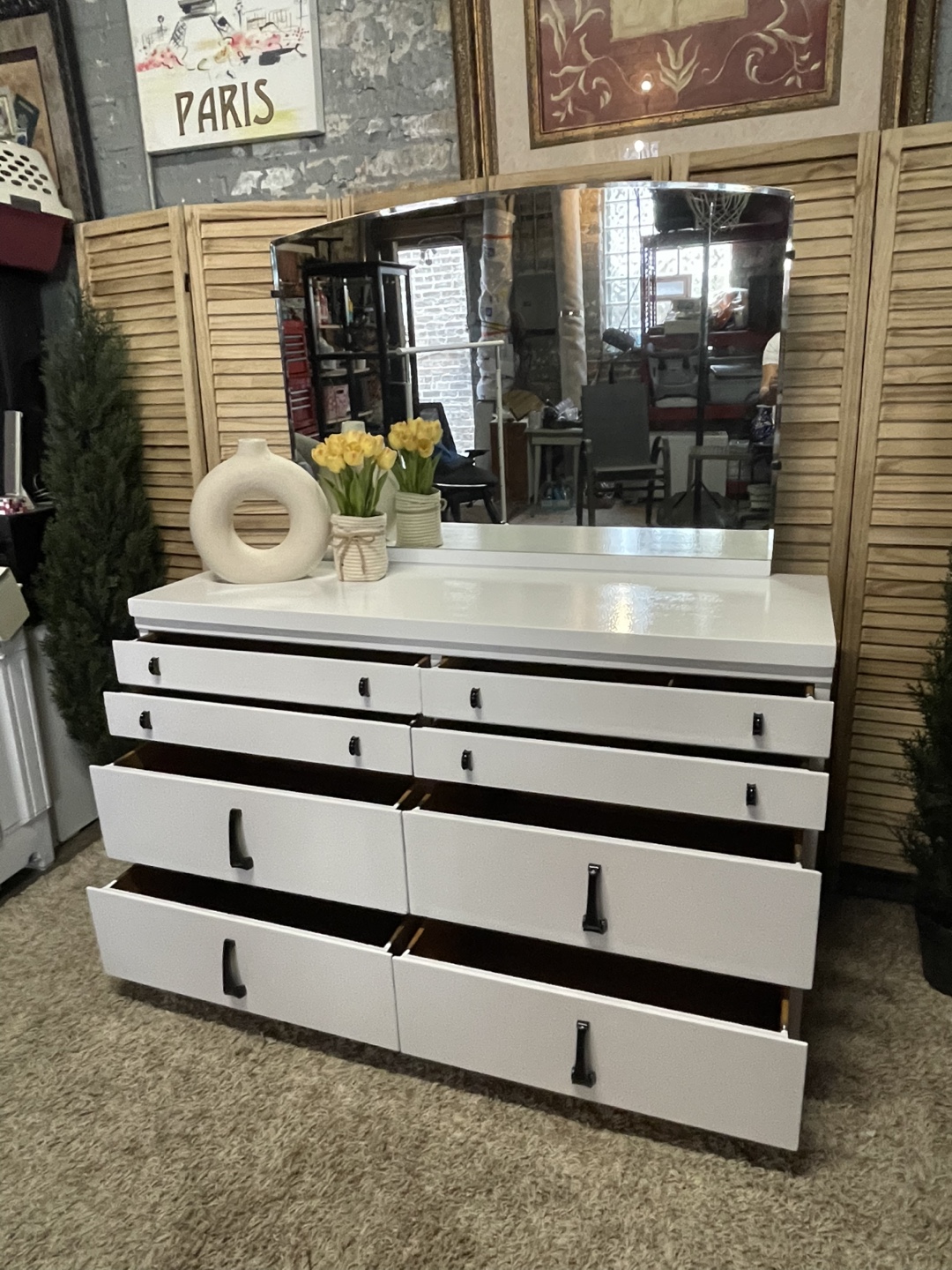 Mid Century Modern Dresser - photo 4