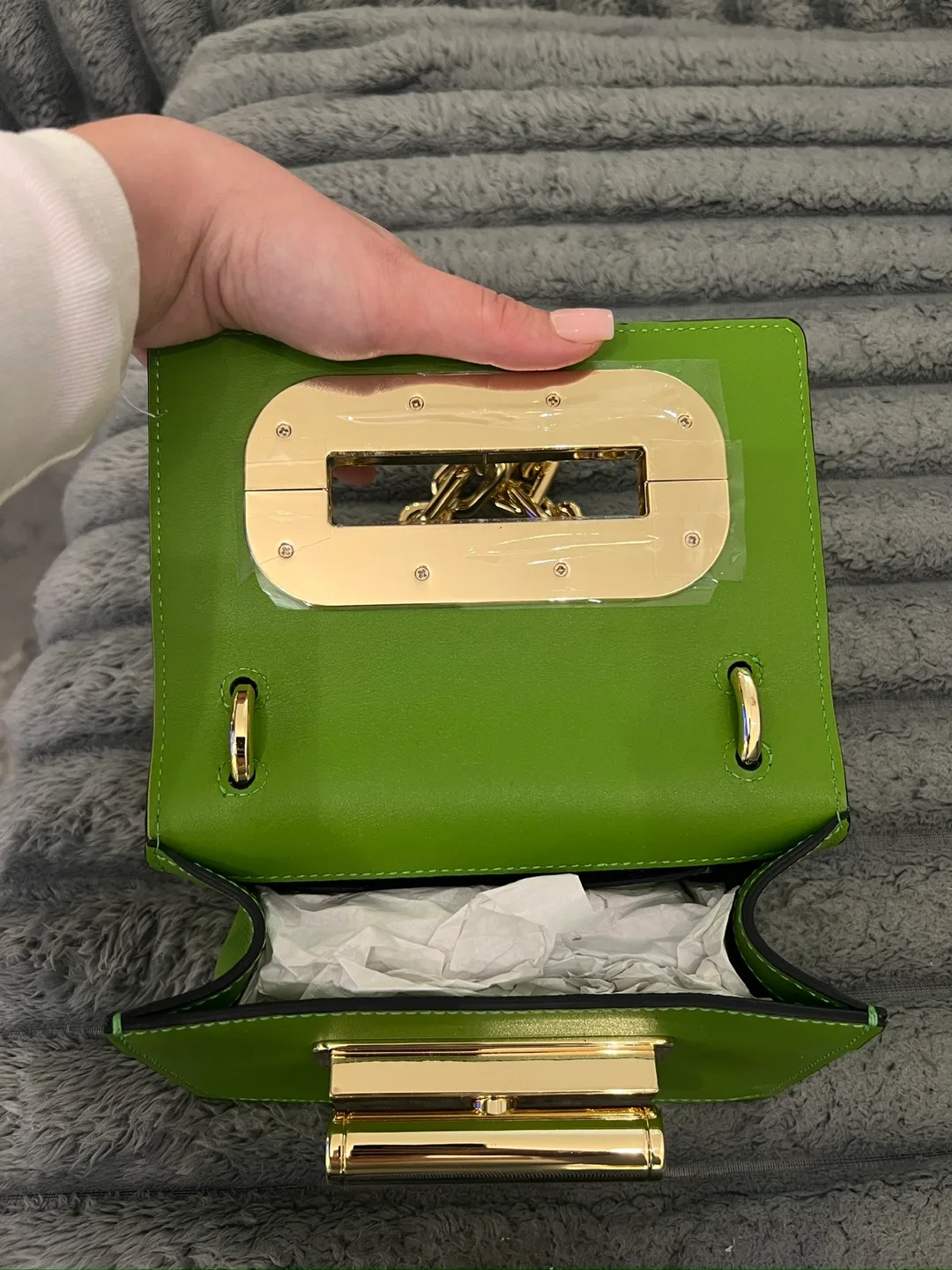 Tommy Hilfiger Green Chain Bag image indicator(3)