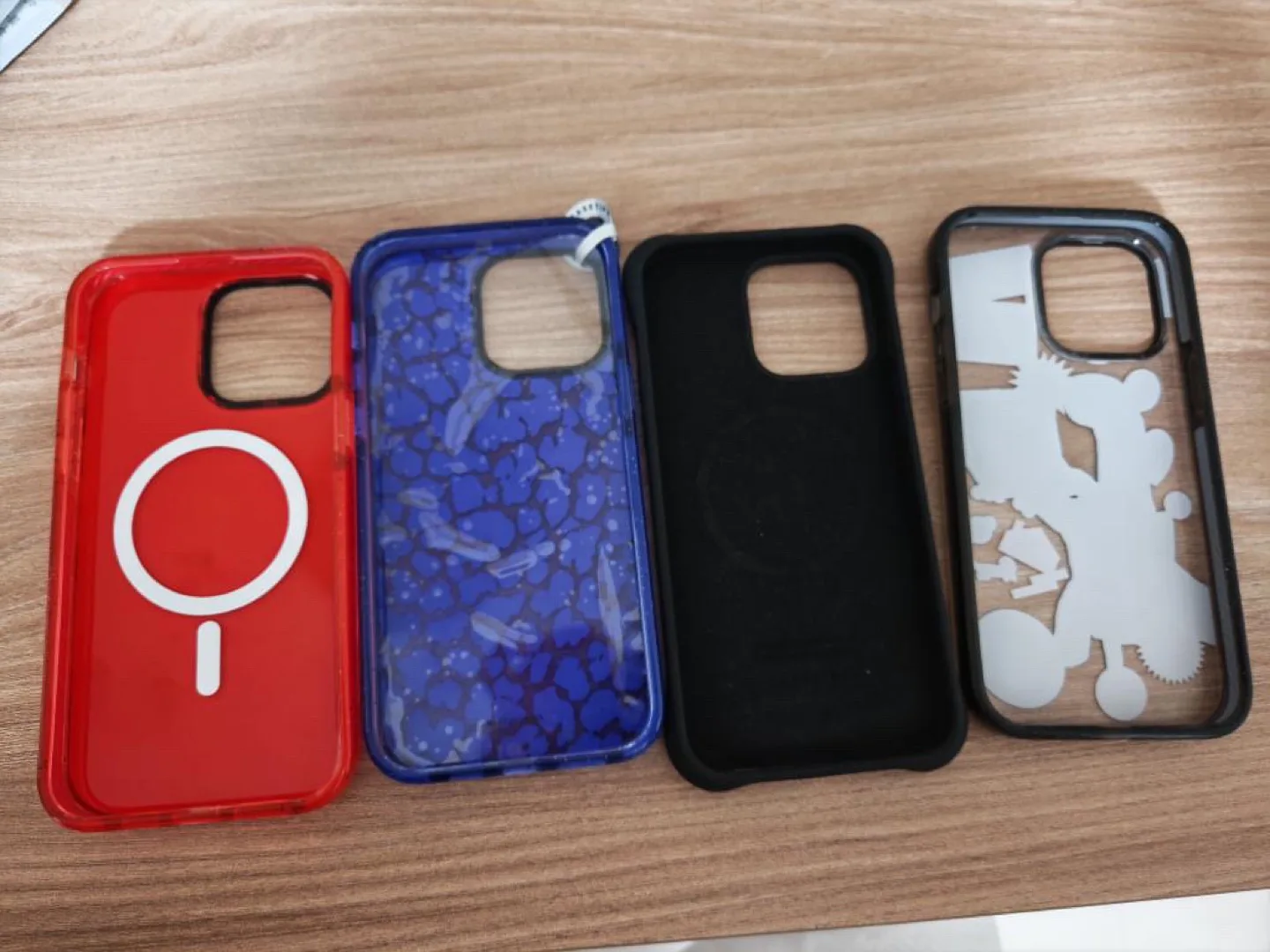 💚Casetify iPhone 14 PM Cases - Bundle of 4💚 image indicator(6)