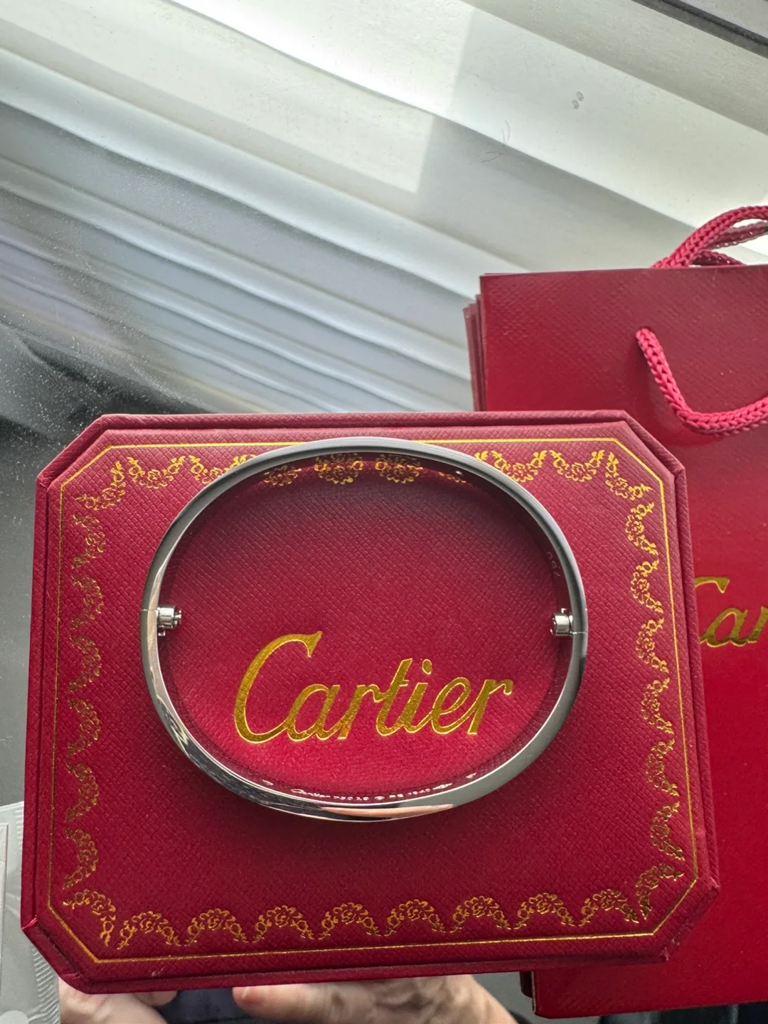 Cartier Bracelet image indicator(2)