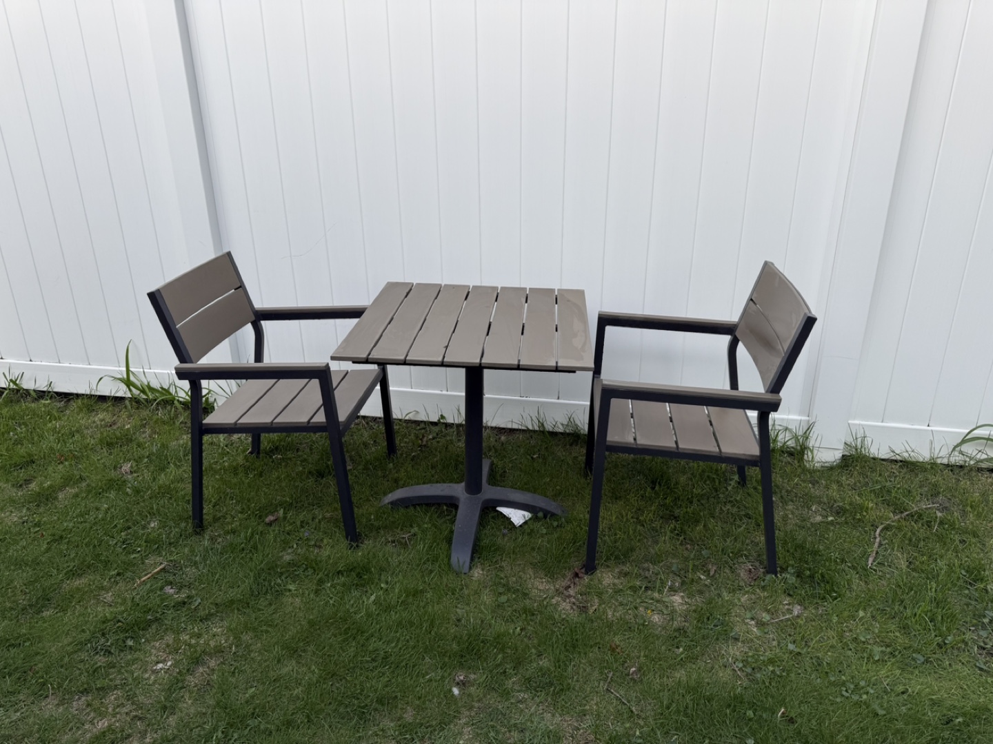 3-Piece Patio Set: Table and Two Chairs - photo 2