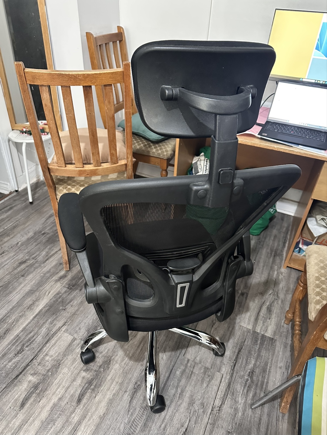 Ergonomic Mesh Office Chair with Headrest - photo 2