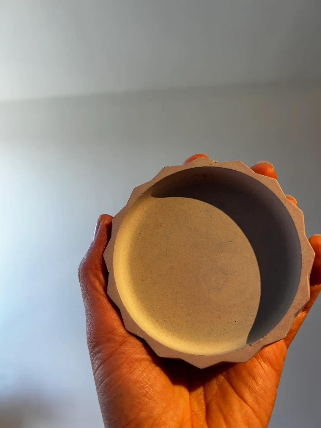 Small Geometric Concrete Dish/Candle Holder image indicator(6)