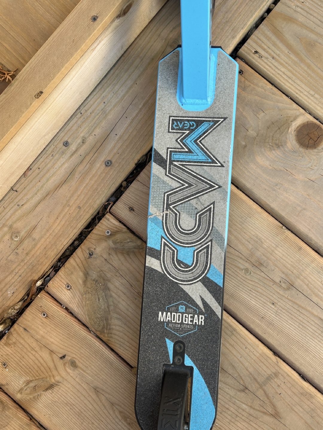 Madd Gear MGX Pro Scooter - photo 3
