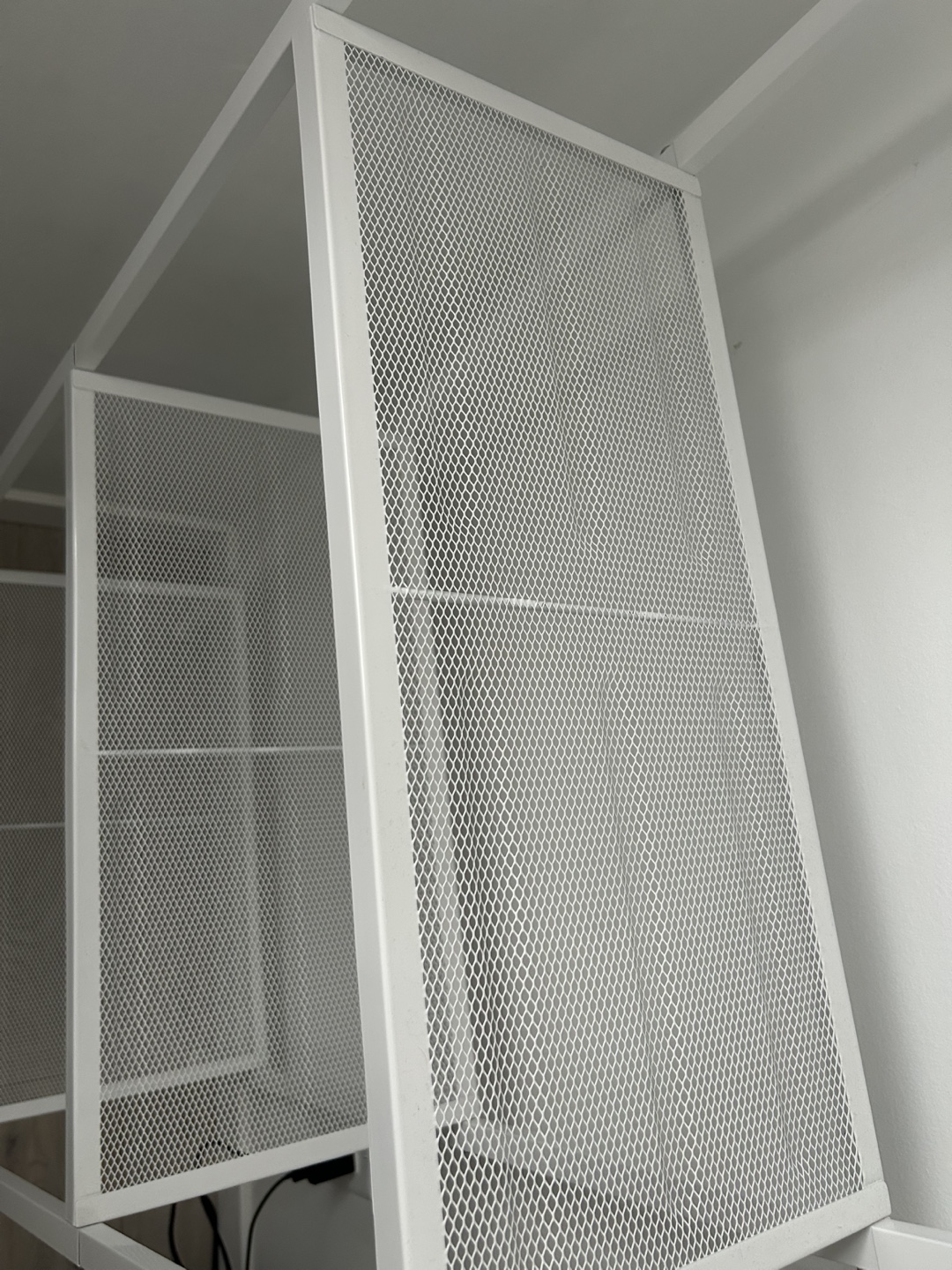 White Metal 4-Tier Shelf - photo 2