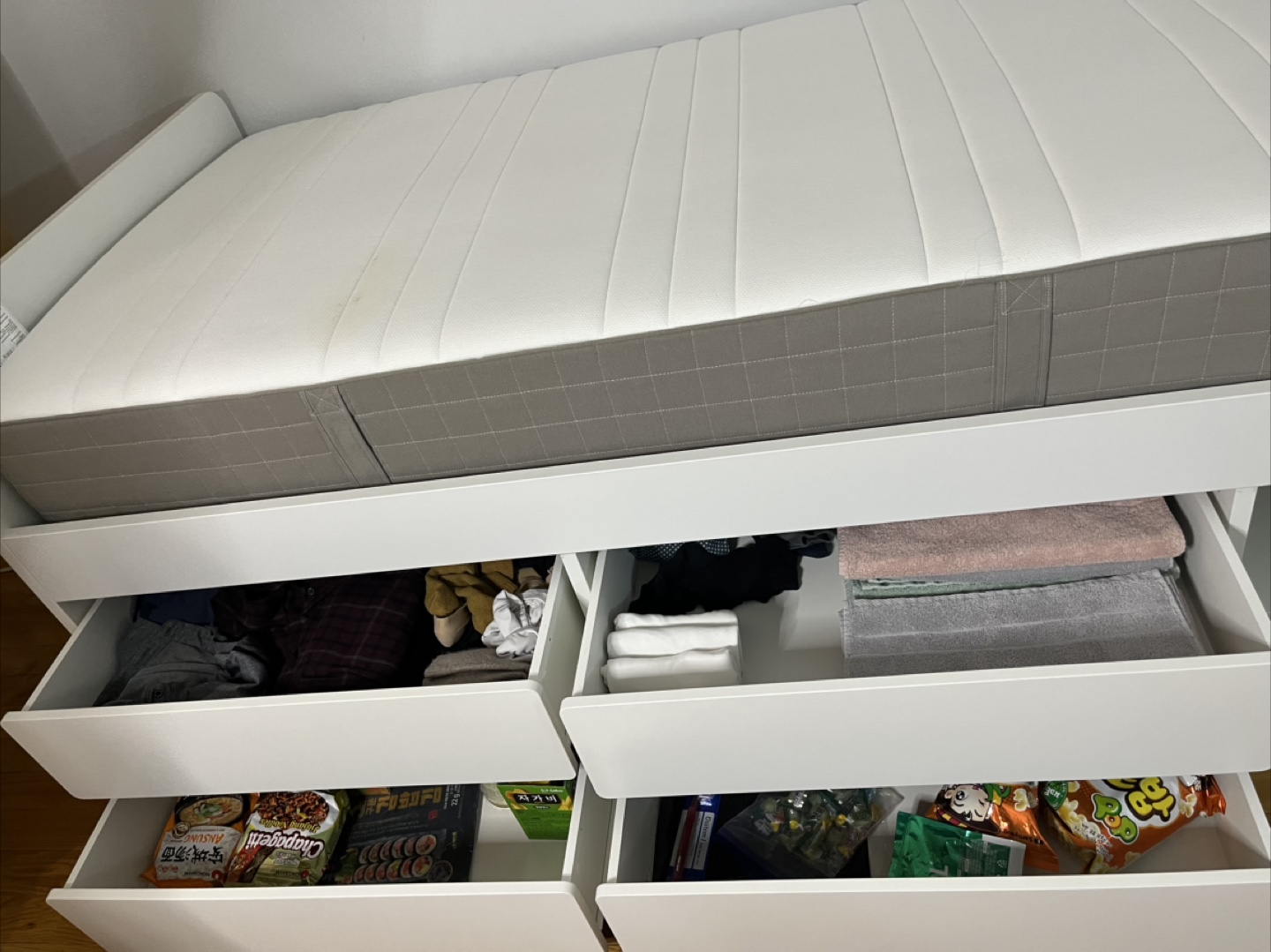 SLÄKT Bed frame w/storage, white, Twin with Mattress - photo 3