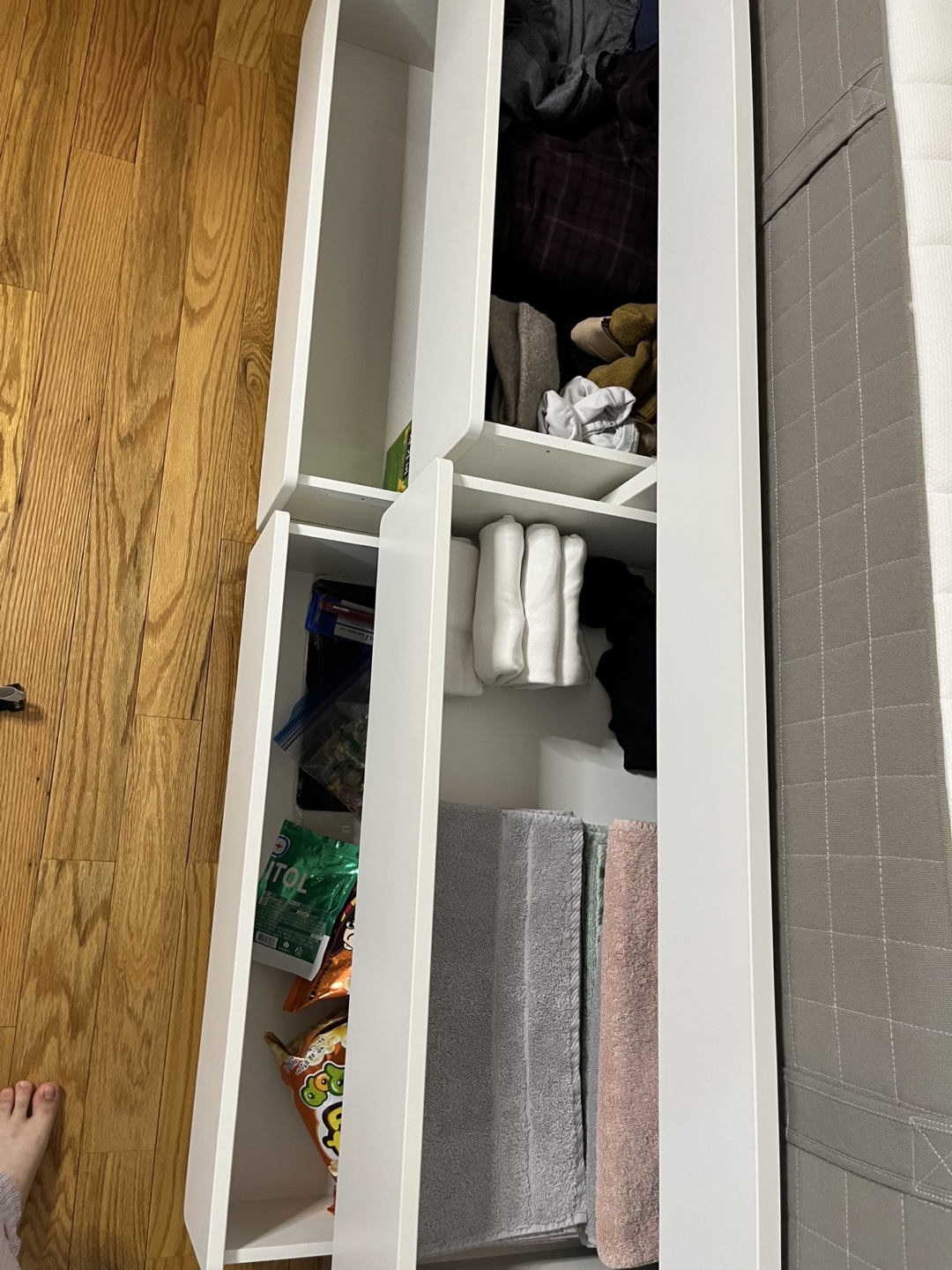 SLÄKT Bed frame w/storage, white, Twin with Mattress - photo 4