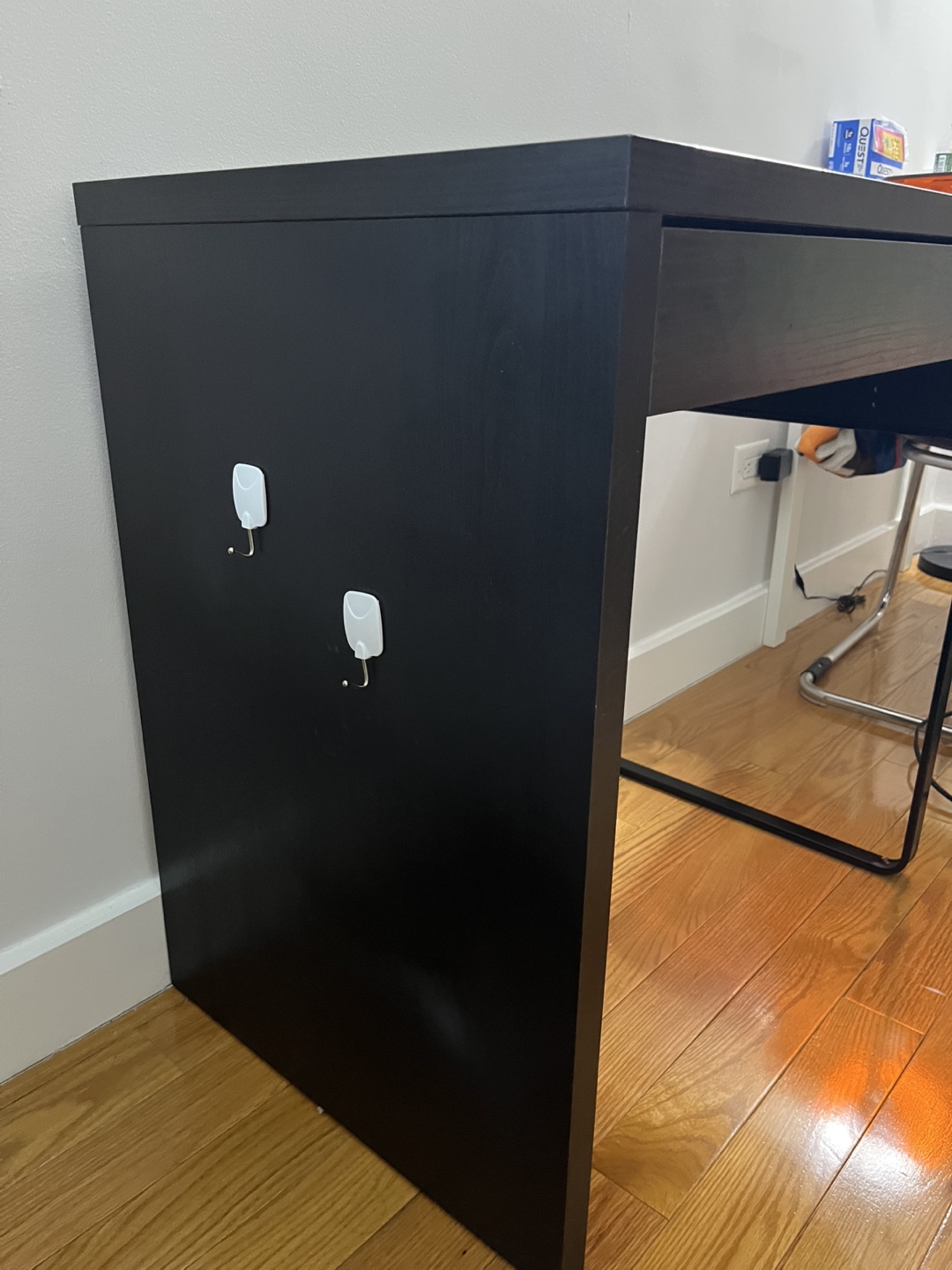 IKEA MICKE Desk - Black - photo 4