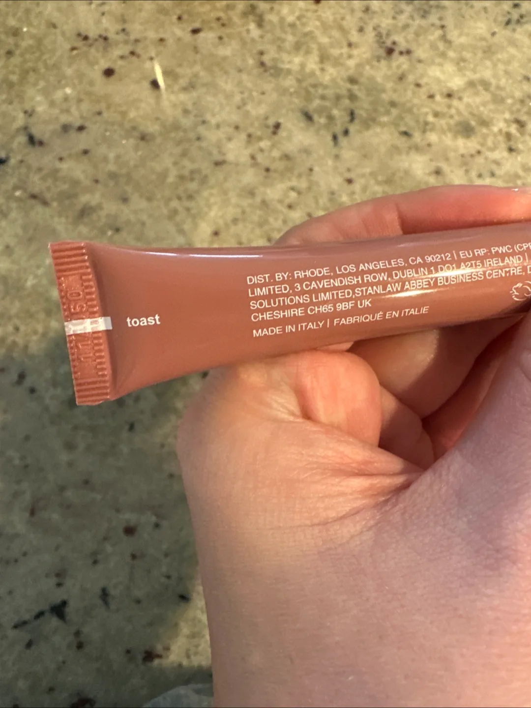 Rhode Peptide Lip Tint in Toast image indicator(2)