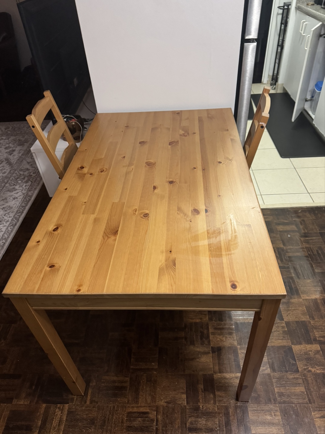 IKEA dinning table and chairs (4)