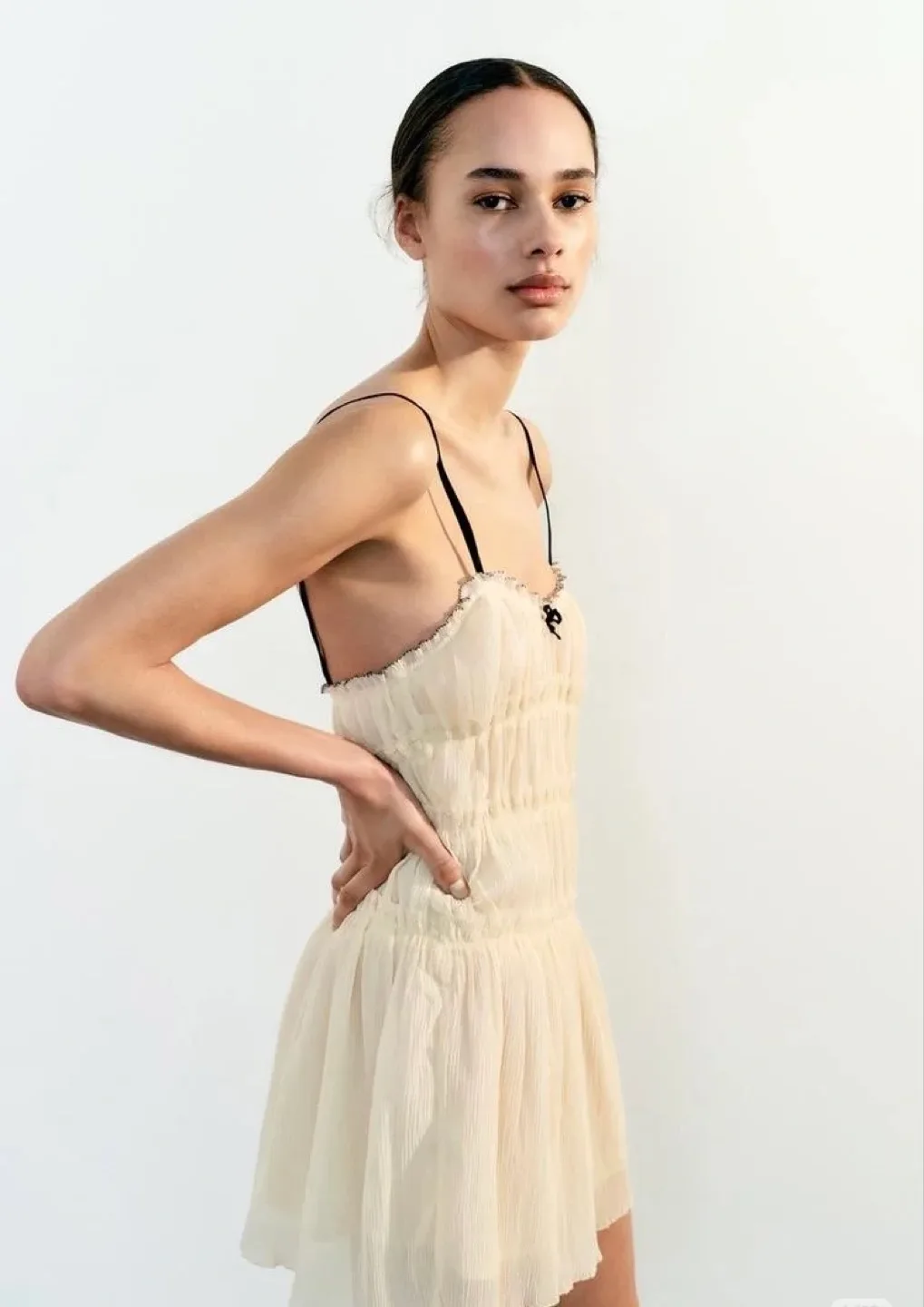 BOGO: Cream-coloured mini dress with ruched bodice thumbnail