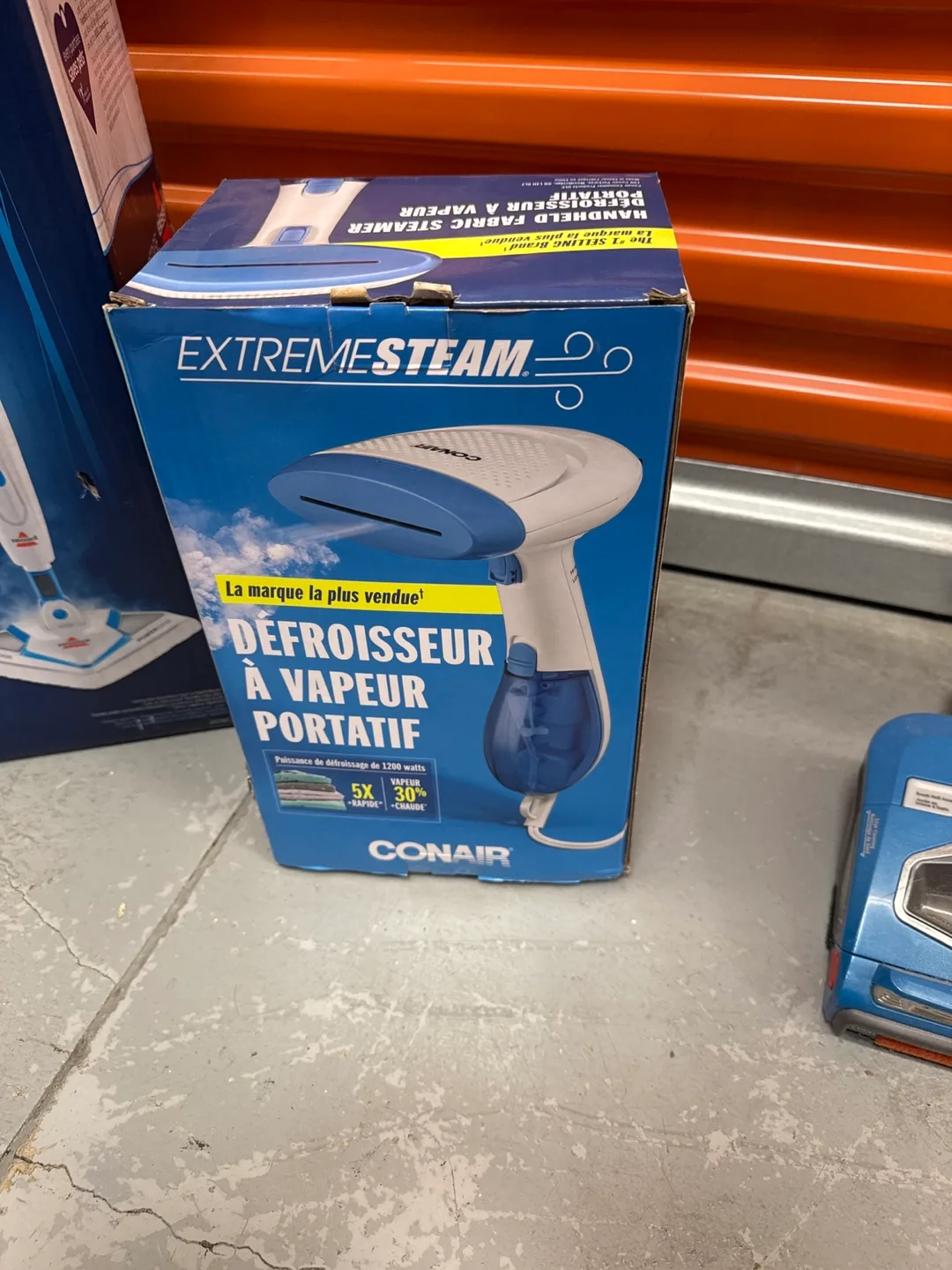 Conair ExtremeSteam Handheld Fabric Steamer thumbnail