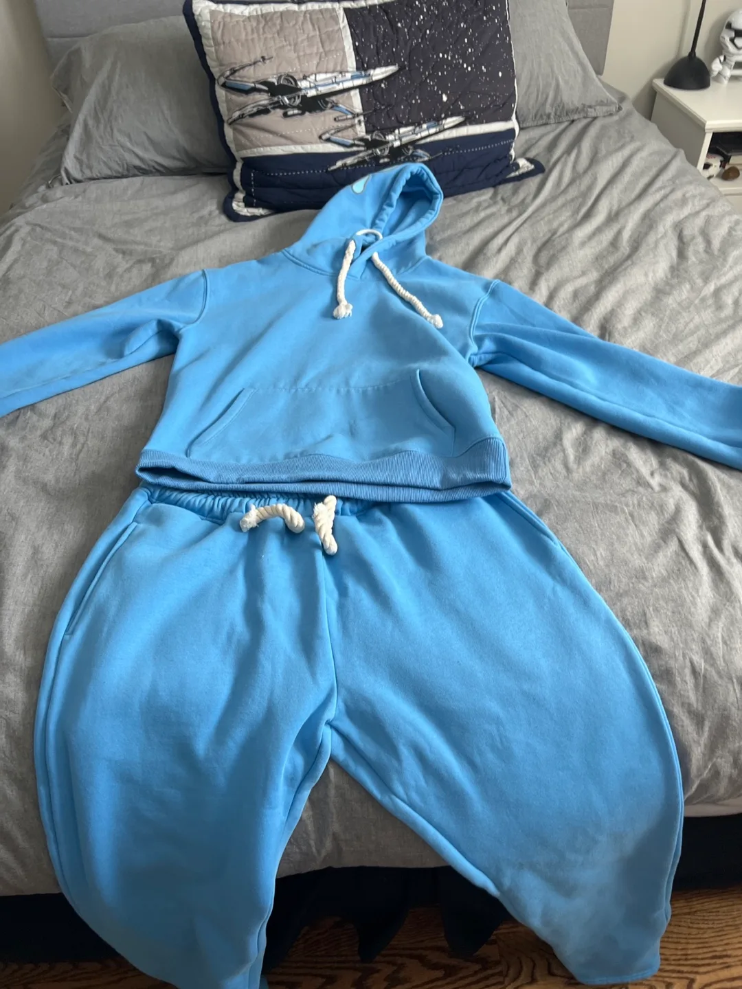 Authentic Syna World track suit cyan image indicator(7)