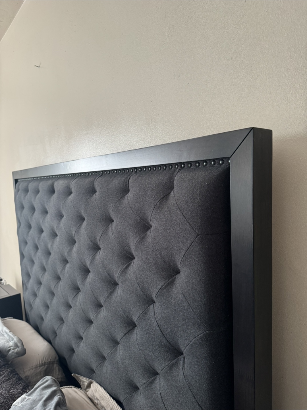 ENTIRE Bedroom Set: Headboard, Dresser, Mirror & 2 Nightstands