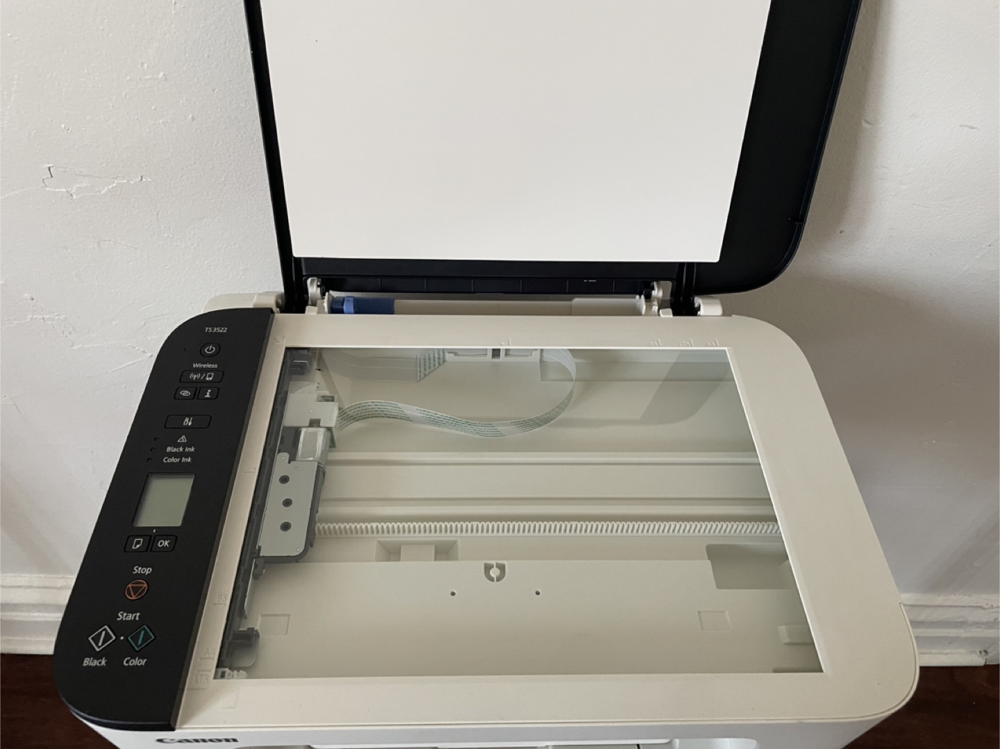 Canon PIXMA TS3522 Printer + 2 Packs Copy Paper Bundle - photo 3