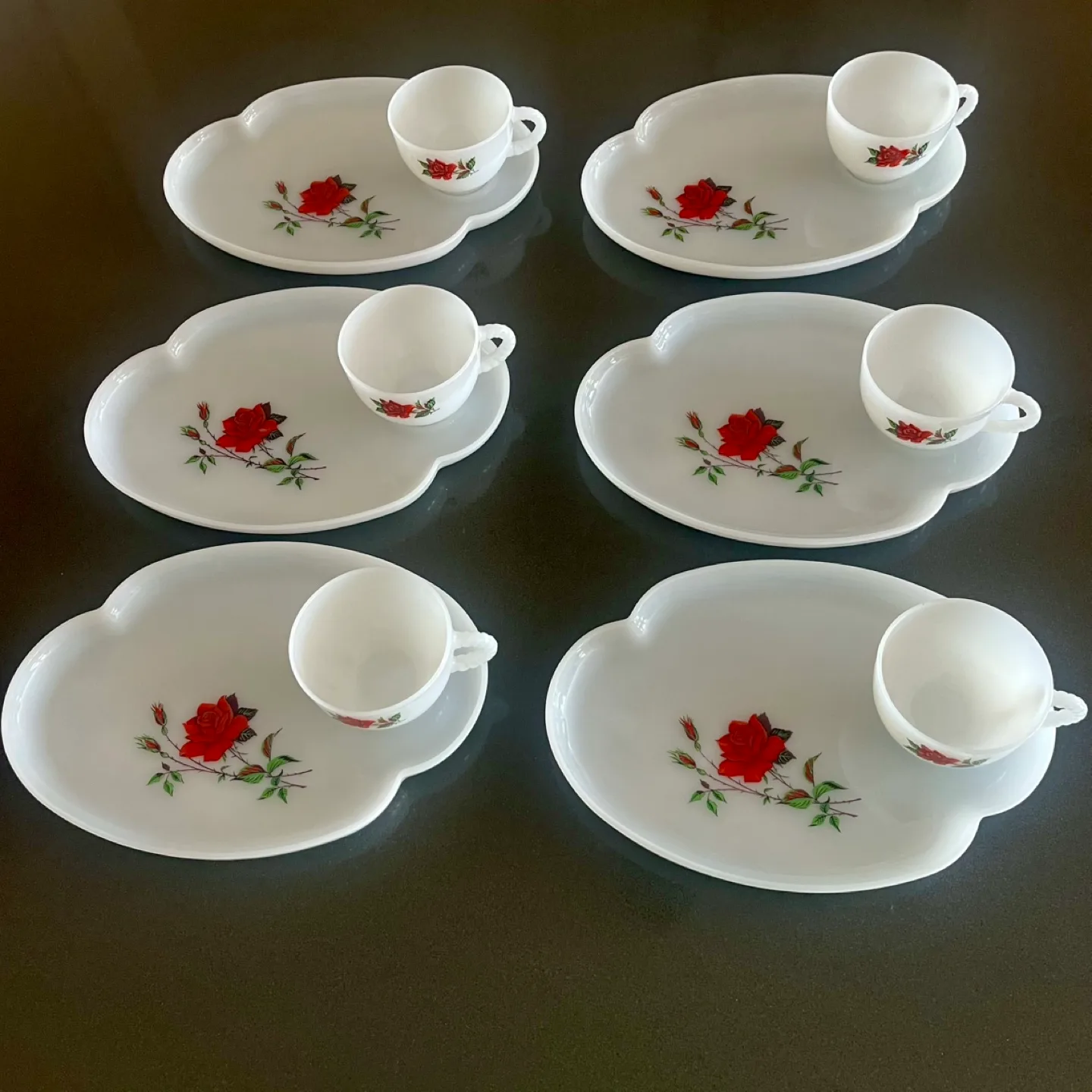 🌹 Rosecrest snack set (12 pc) image indicator(2)